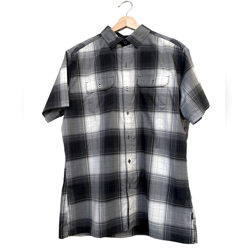 Kuhl Men’s Short Sleeve Shirt medium sized plaid